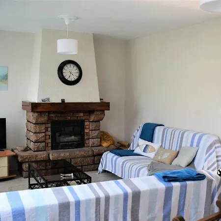 Maison A Avec Jardin, Cour, Cheminee, Wifi Et Proche Du Port De Ploumanac'h - Fr-1-368-62 Vakantiehuis