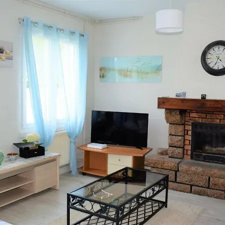 Maison A Avec Jardin, Cour, Cheminee, Wifi Et Proche Du Port De Ploumanac'h - Fr-1-368-62